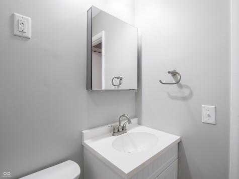 3051 Davis Drive Indianapolis IN 46221