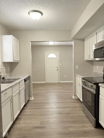 4249 Village Bend Drive Indianapolis IN 46254