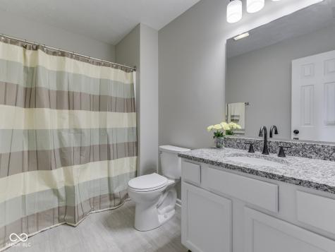 1115 Cobra Drive Franklin IN 46131