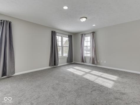 1115 Cobra Drive Franklin IN 46131