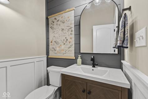 2882 Aldersgate Drive Greenwood IN 46143