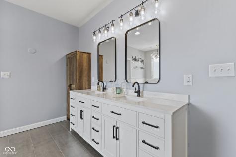 2882 Aldersgate Drive Greenwood IN 46143