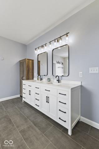 2882 Aldersgate Drive Greenwood IN 46143