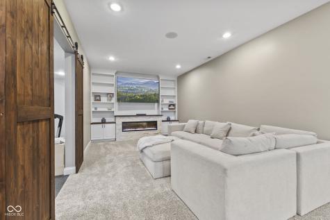 2882 Aldersgate Drive Greenwood IN 46143