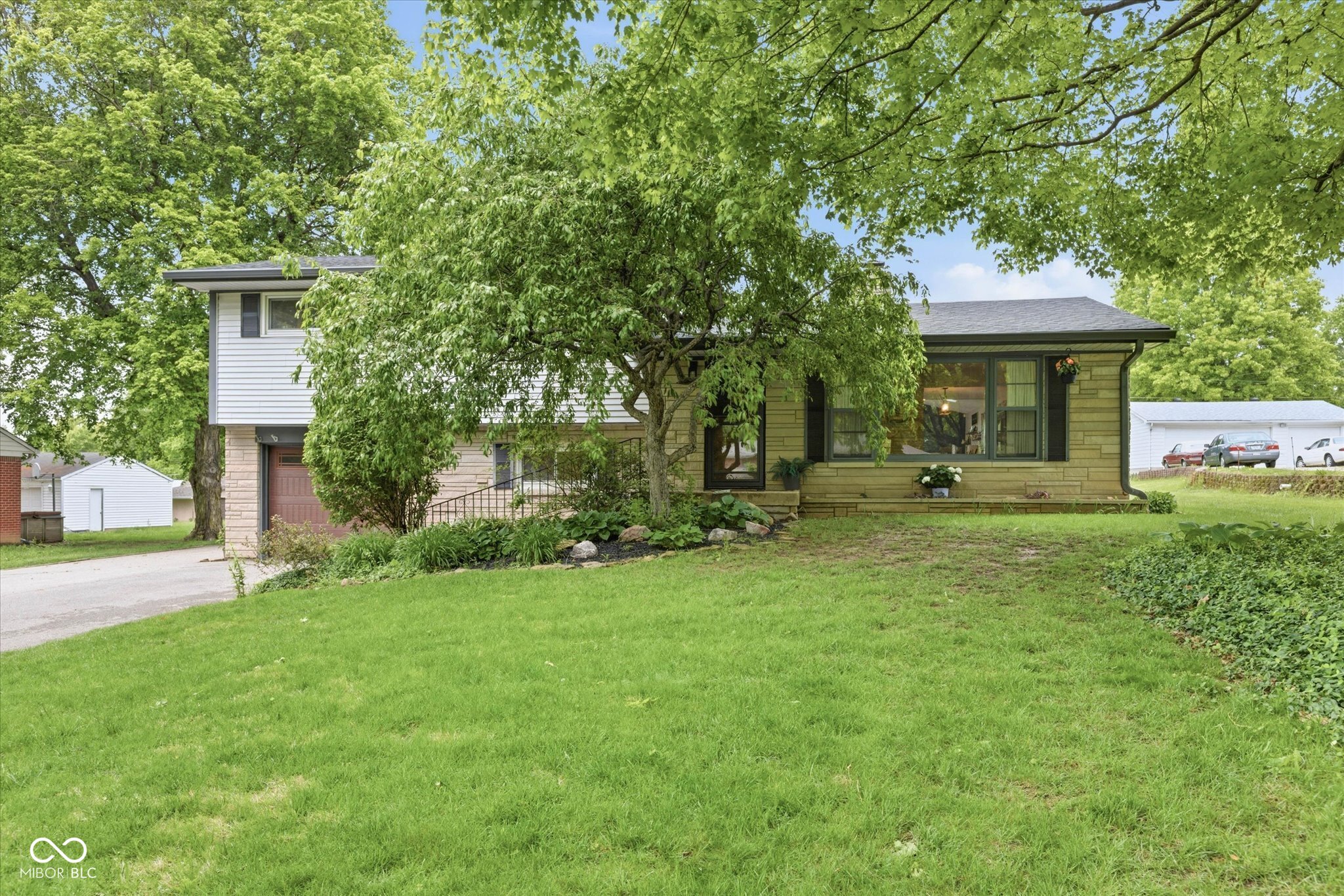 2416 Tulip Drive S Indianapolis IN 46227