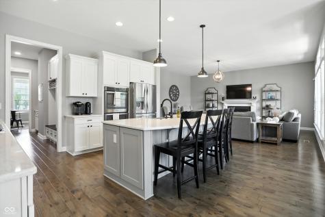 2493 Still Creek Drive Zionsville IN 46077
