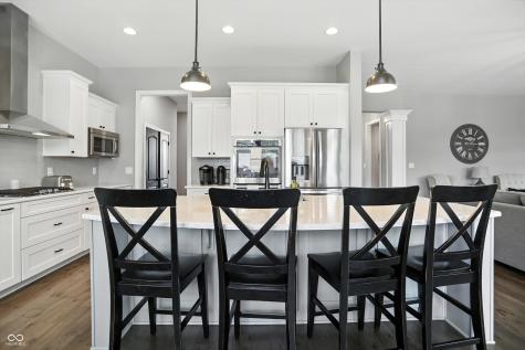2493 Still Creek Drive Zionsville IN 46077