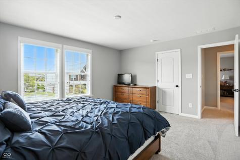 2493 Still Creek Drive Zionsville IN 46077