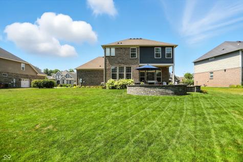 2493 Still Creek Drive Zionsville IN 46077