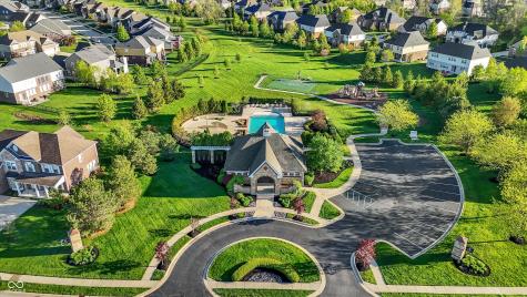 2493 Still Creek Drive Zionsville IN 46077