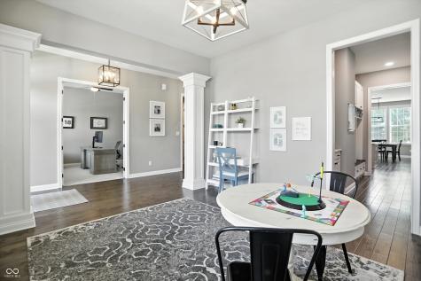 2493 Still Creek Drive Zionsville IN 46077