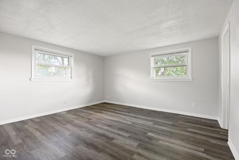 8233 E Thompson Road Indianapolis IN 46239