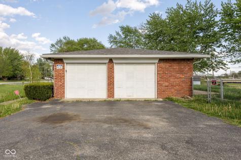 8233 E Thompson Road Indianapolis IN 46239