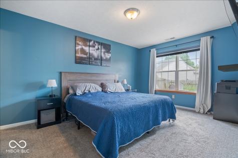 937 Barnwell Way Indianapolis IN 46217