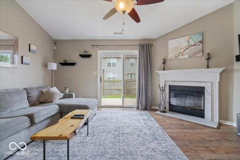 937 Barnwell Way Indianapolis IN 46217