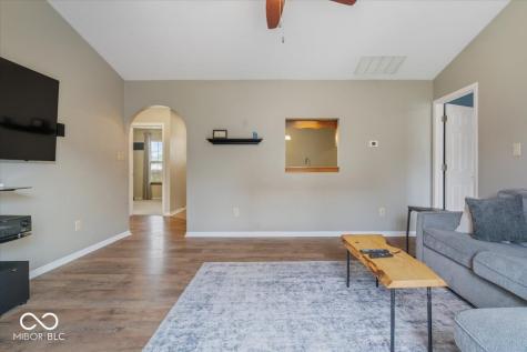 937 Barnwell Way Indianapolis IN 46217