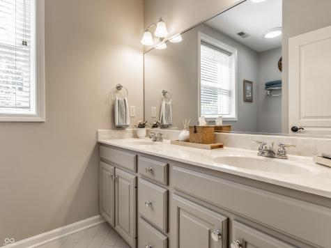 13069 Abraham Run Carmel IN 46033
