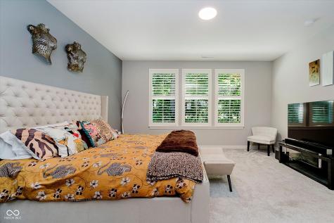 9587 Summerton Drive Fishers IN 46037
