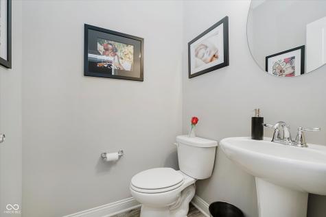 9587 Summerton Drive Fishers IN 46037