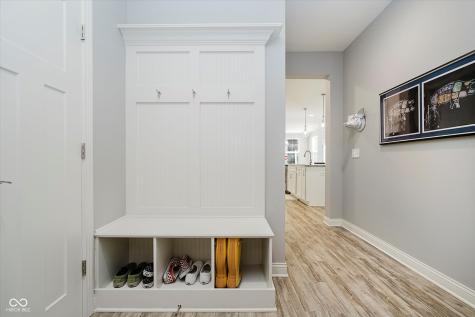 9587 Summerton Drive Fishers IN 46037