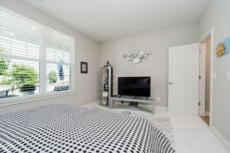 9587 Summerton Drive Fishers IN 46037