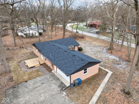 9114 Crestview Drive Indianapolis IN 46240
