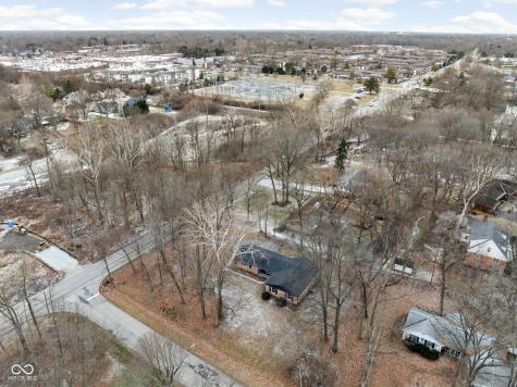 9114 Crestview Drive Indianapolis IN 46240