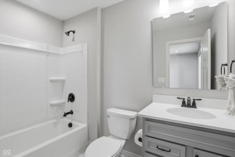 2746 Towne Meadow Drive Carmel IN 46032