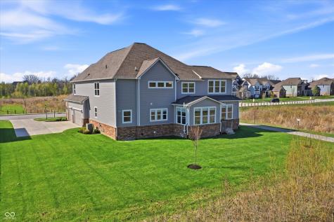 2746 Towne Meadow Drive Carmel IN 46032