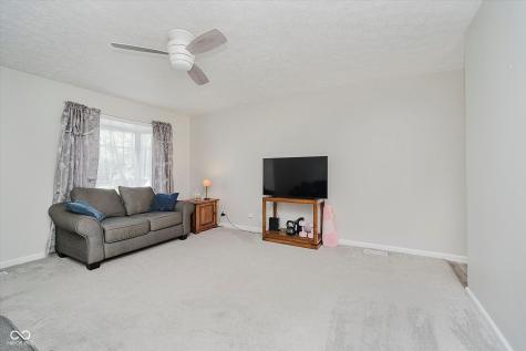 2466 Sickle Road Indianapolis IN 46219