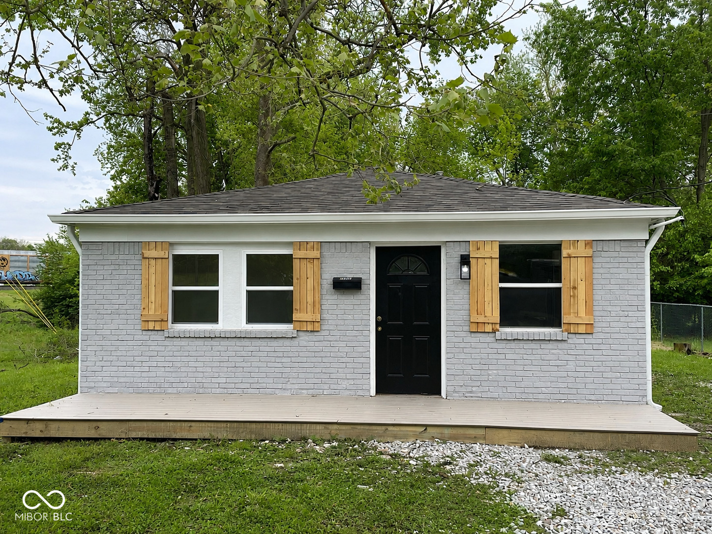 5765 E 35th Street Indianapolis IN 46218
