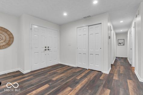 9639 Maple Drive Carmel IN 46280