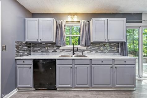 4223 Kestrel Court Indianapolis IN 46254