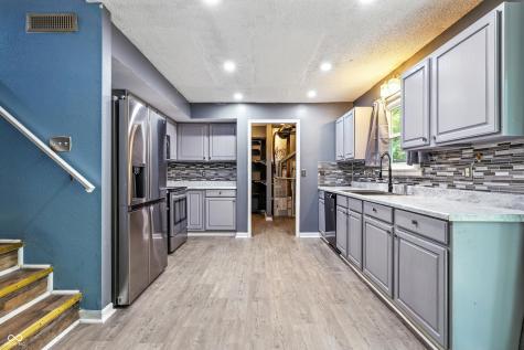 4223 Kestrel Court Indianapolis IN 46254