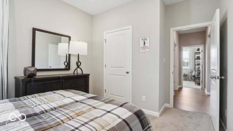 232 Aster Way Greenfield IN 46140