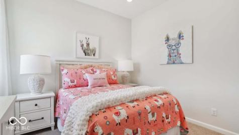 232 Aster Way Greenfield IN 46140