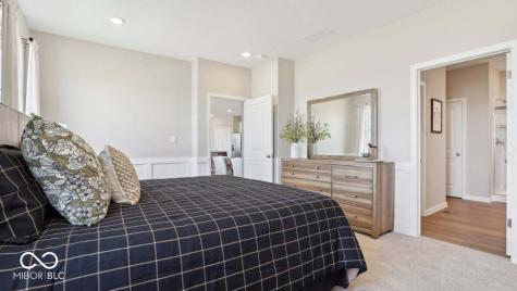 232 Aster Way Greenfield IN 46140