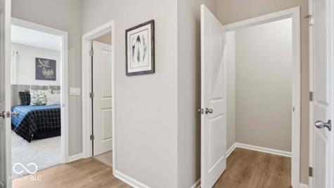 232 Aster Way Greenfield IN 46140