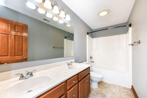 1111 Morningside Court Greenfield IN 46140