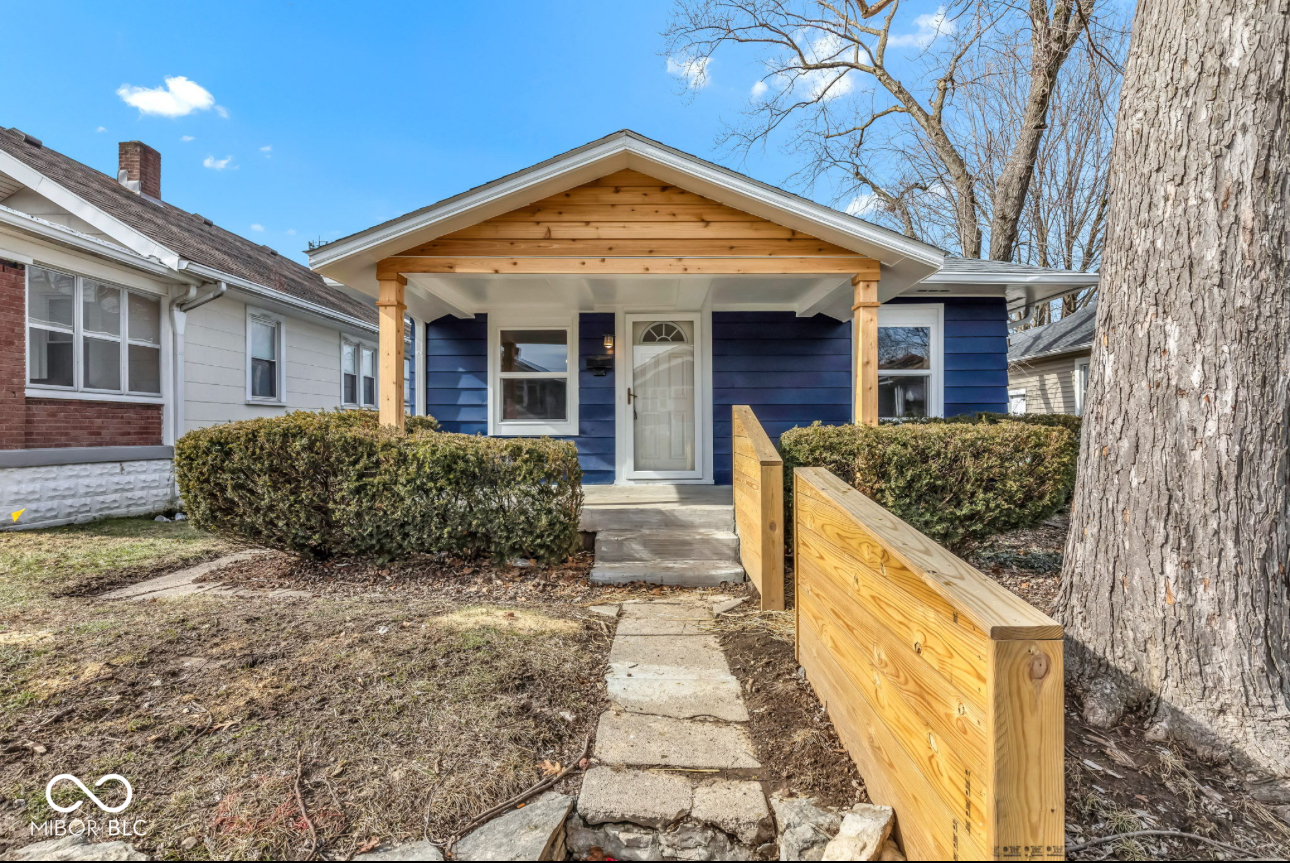 916 N Bradley Avenue Indianapolis IN 46201
