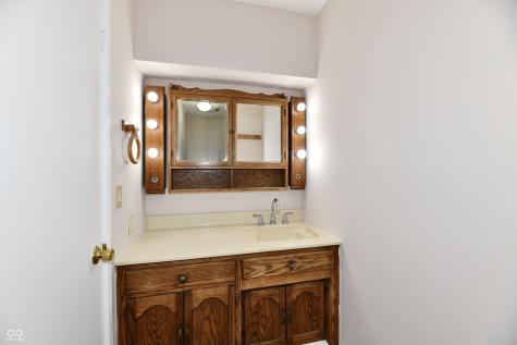 7953 Forest Park Drive Indianapolis IN 46217