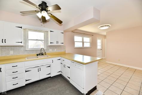 7953 Forest Park Drive Indianapolis IN 46217