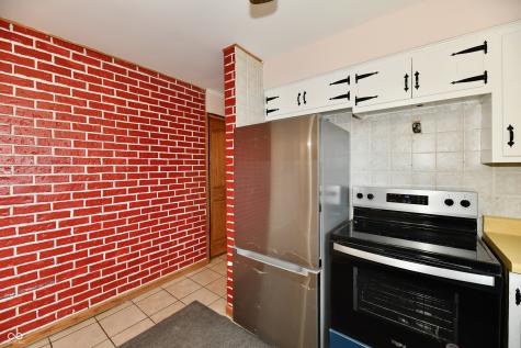 7953 Forest Park Drive Indianapolis IN 46217