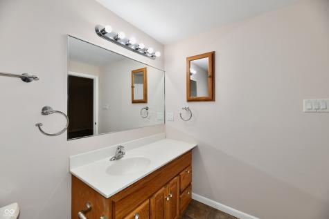 7953 Forest Park Drive Indianapolis IN 46217