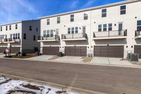 436 Elite Street Westfield IN 46074
