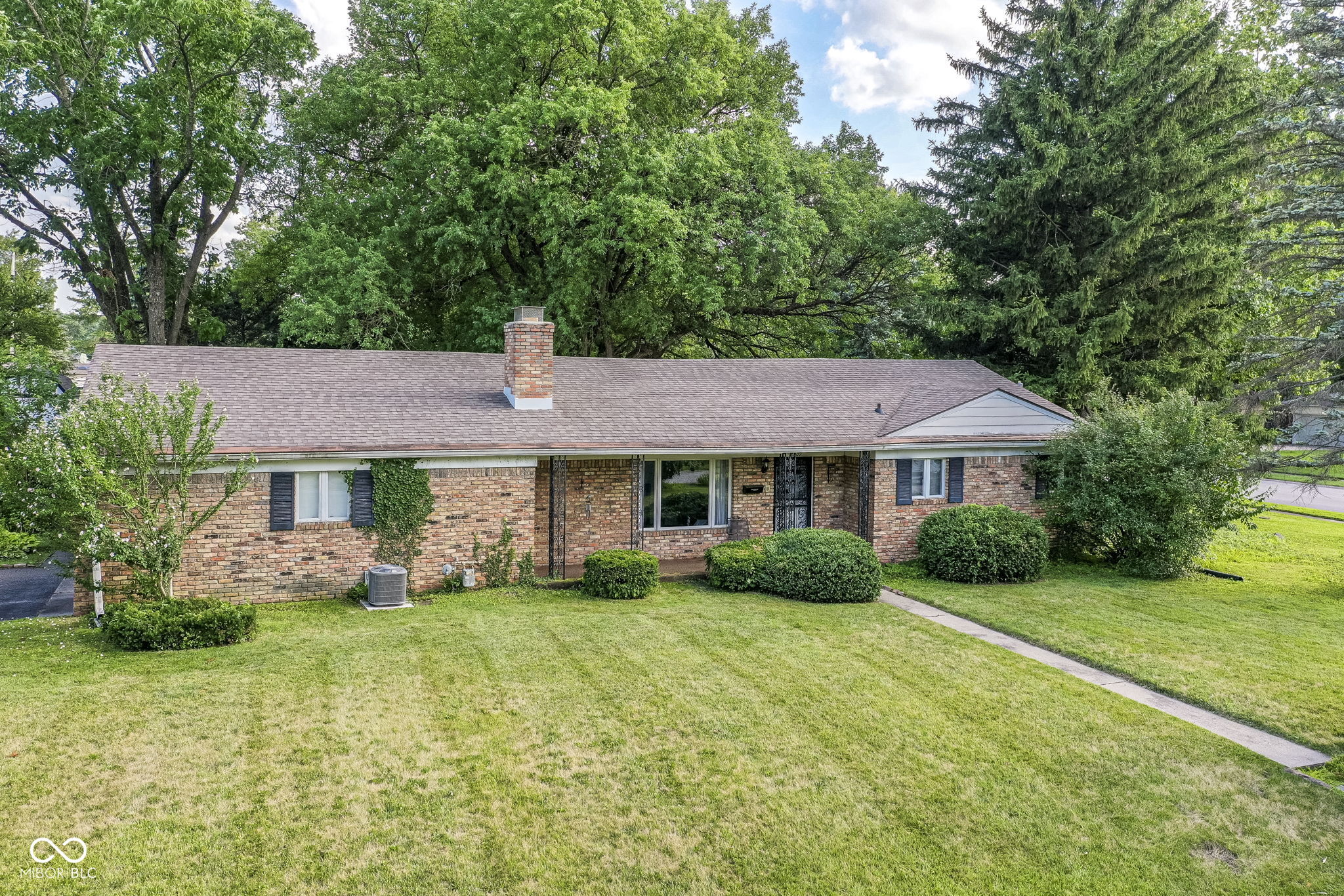 6807 E 52nd Street Indianapolis IN 46226