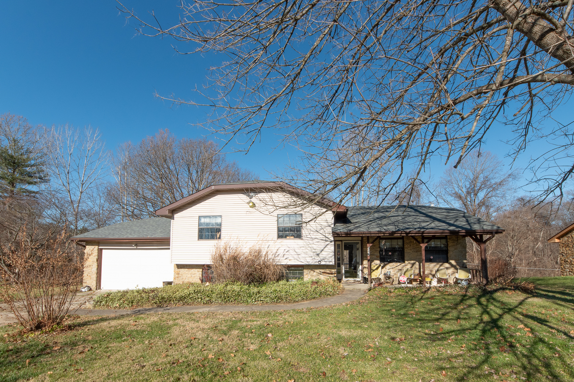 5232 W Quan Wae Drive Columbus IN 47201