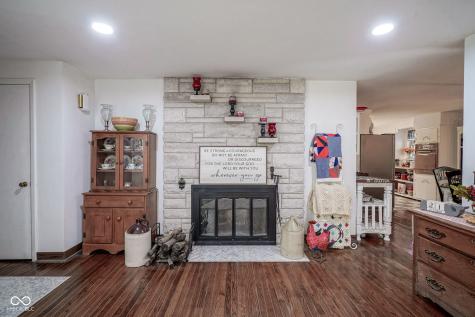 5789 E County Road 200 N Avon IN 46123