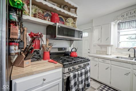 5789 E County Road 200 N Avon IN 46123