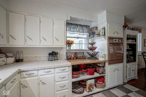 5789 E County Road 200 N Avon IN 46123